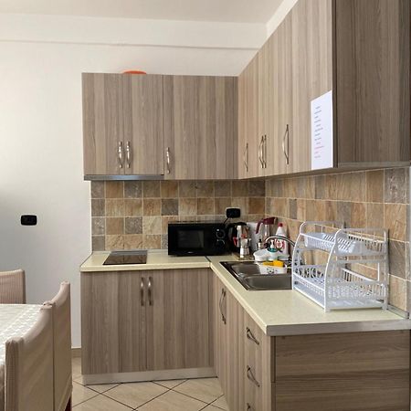 Rikardo Apartament Leilighet Vlorë Eksteriør bilde