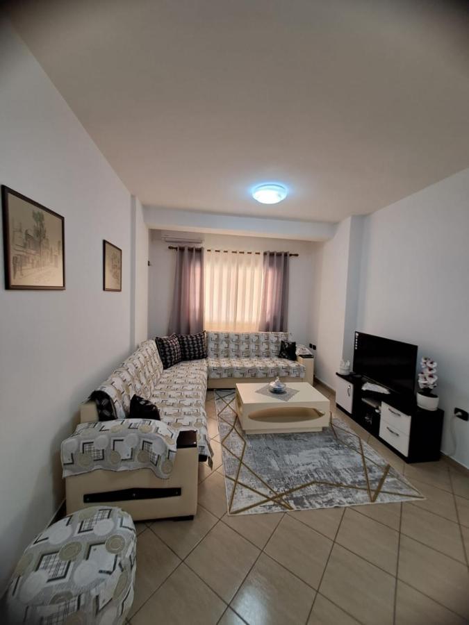 Rikardo Apartament Leilighet Vlorë Eksteriør bilde