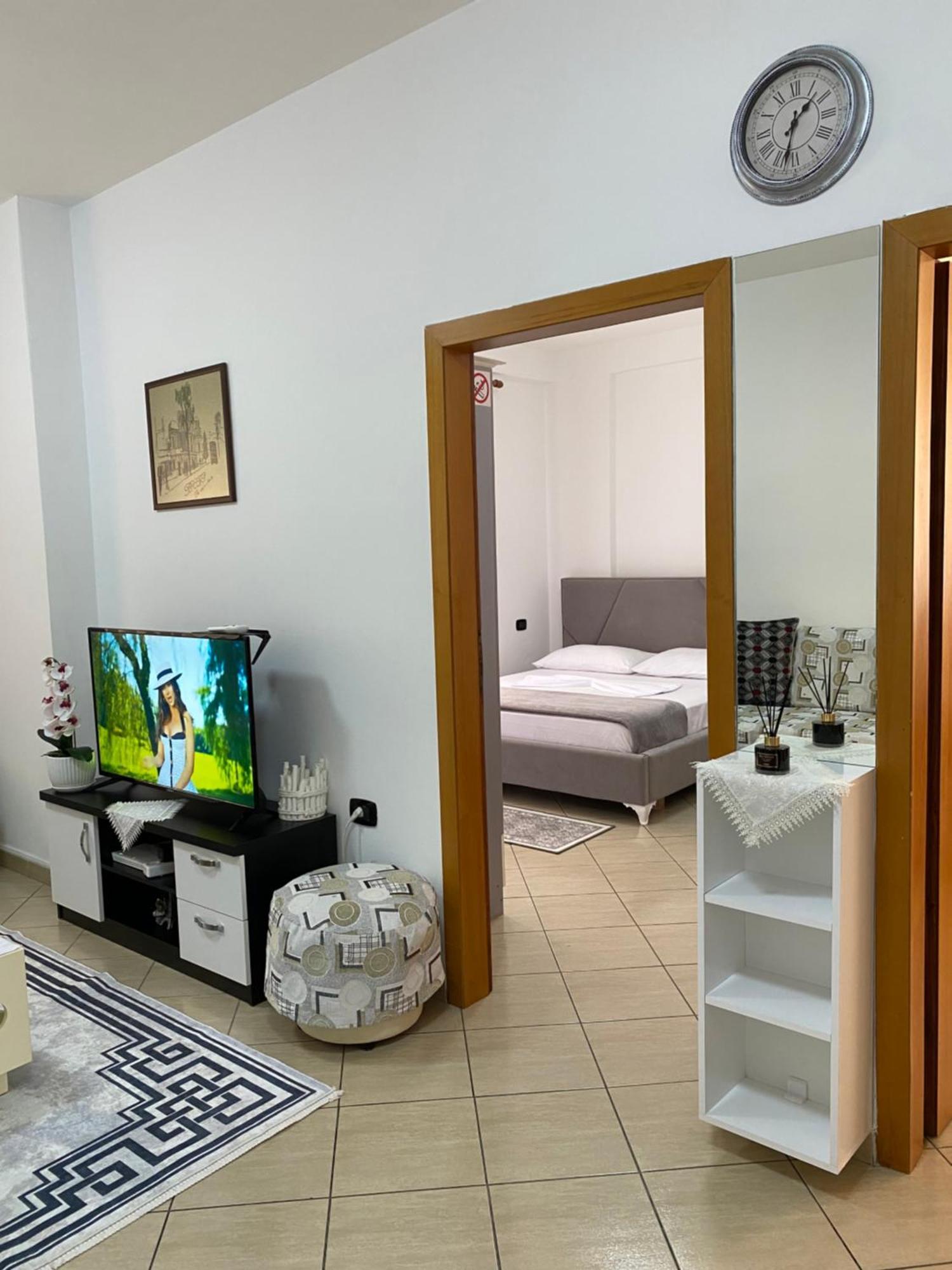 Rikardo Apartament Leilighet Vlorë Eksteriør bilde