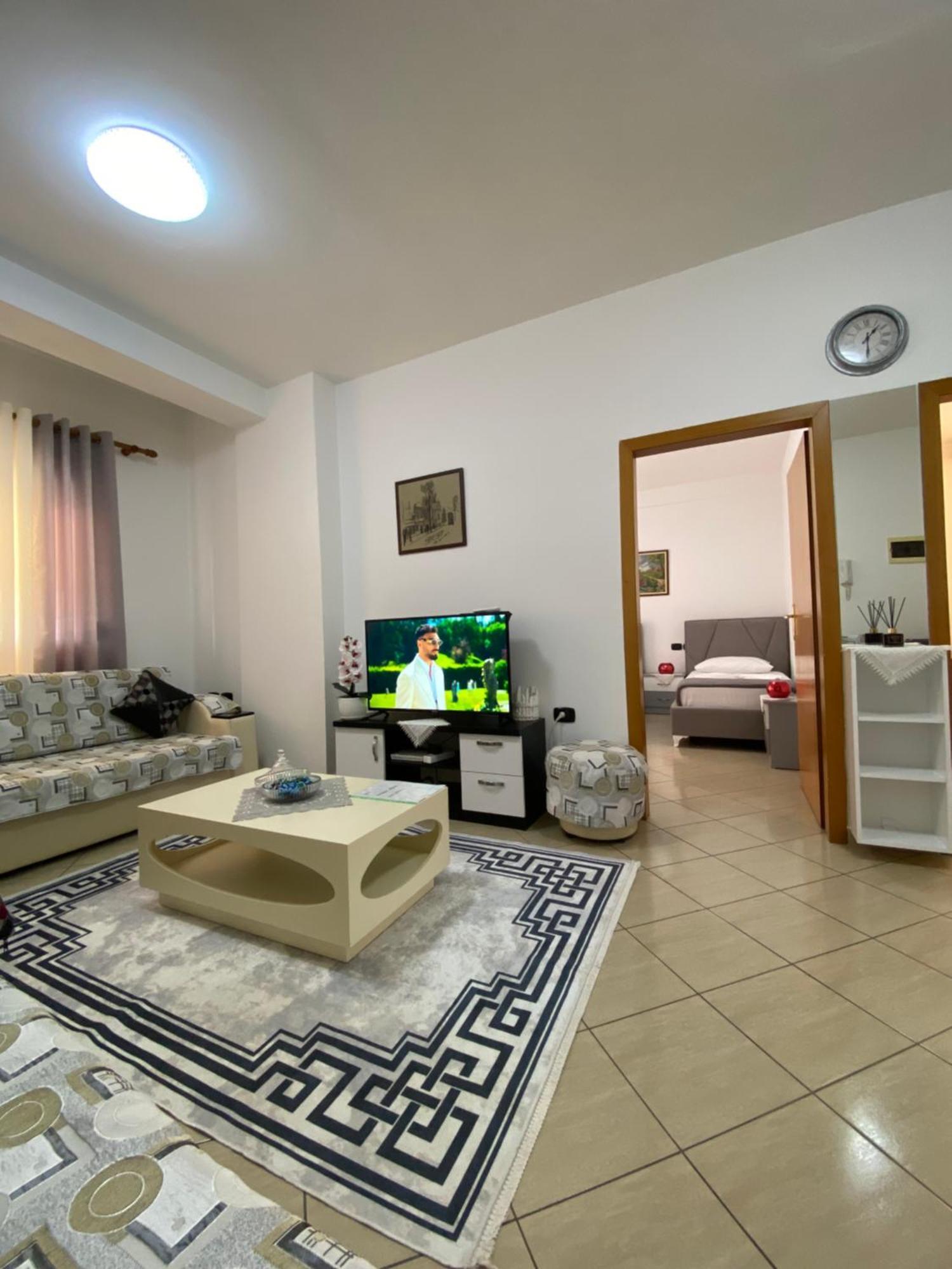 Rikardo Apartament Leilighet Vlorë Eksteriør bilde